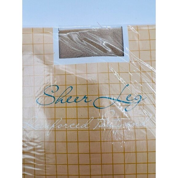 Vintage Lot Of 7 Sabra Pantyhose NWT Bone - Picture 2 of 5